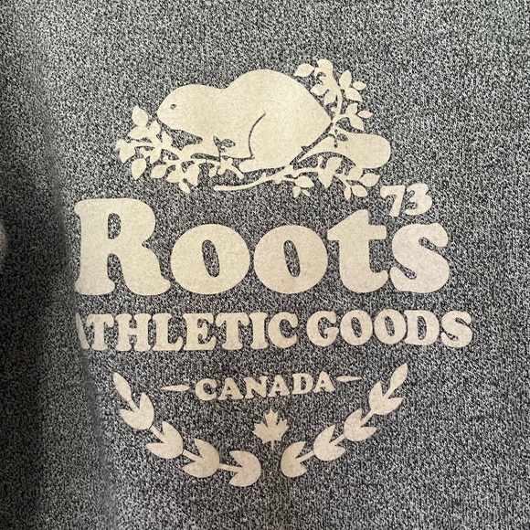 Roots // Salt + Pepper Grey Fleece Crewneck Sweater - Picture 2 of 4